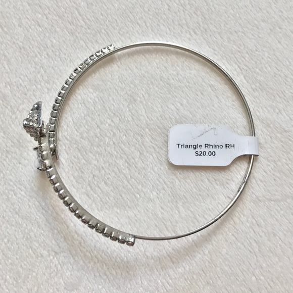 CLAIMED! 🎁 FREE w/ $65 or more purchase! - Picture 2 of 7